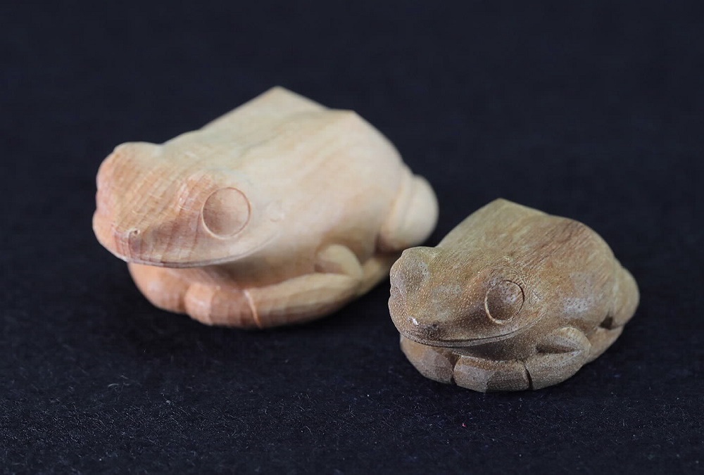 仏師制作「かえるの置物(大)」(As-001)長野県飯山市71500衣類・装飾品・工芸品その他 装飾品・工芸品