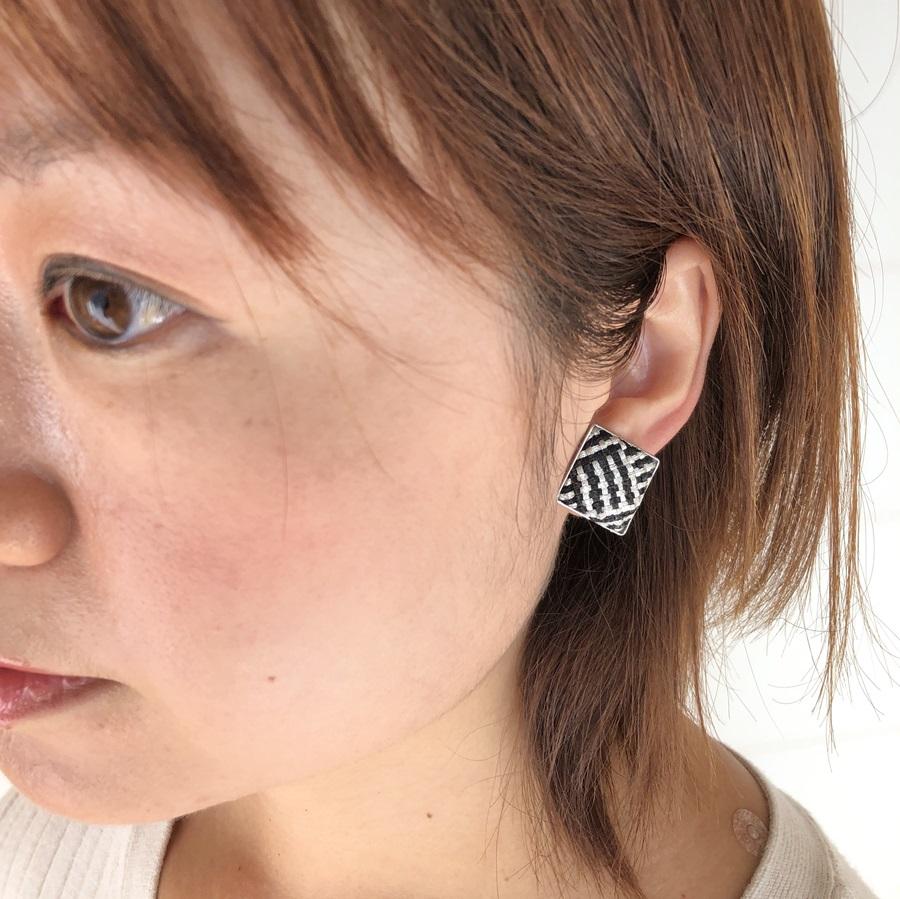 組紐イヤリング張角黒銀三重県伊賀市12000衣類・装飾品・工芸品その他 装飾品・工芸品