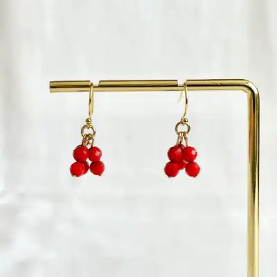 レッドコーラル・赤珊瑚 フックピアス (Silver925 18KGP仕上げ) / Maco アクセサリー シルバー ヘアライン加工 プレゼント 奈良県 田原本町奈良県田原本町10000衣類・装飾品・工芸品アクセサリー