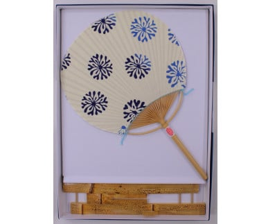 日永うちわ 伊勢木綿 海松(大)うちわ立て付三重県四日市市26500衣類・装飾品・工芸品その他 装飾品・工芸品