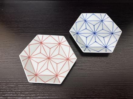 伊万里焼 麻の葉亀甲小皿(青・赤)セット 165-H1075佐賀県伊万里市21000雑貨・日用品食器・グラス