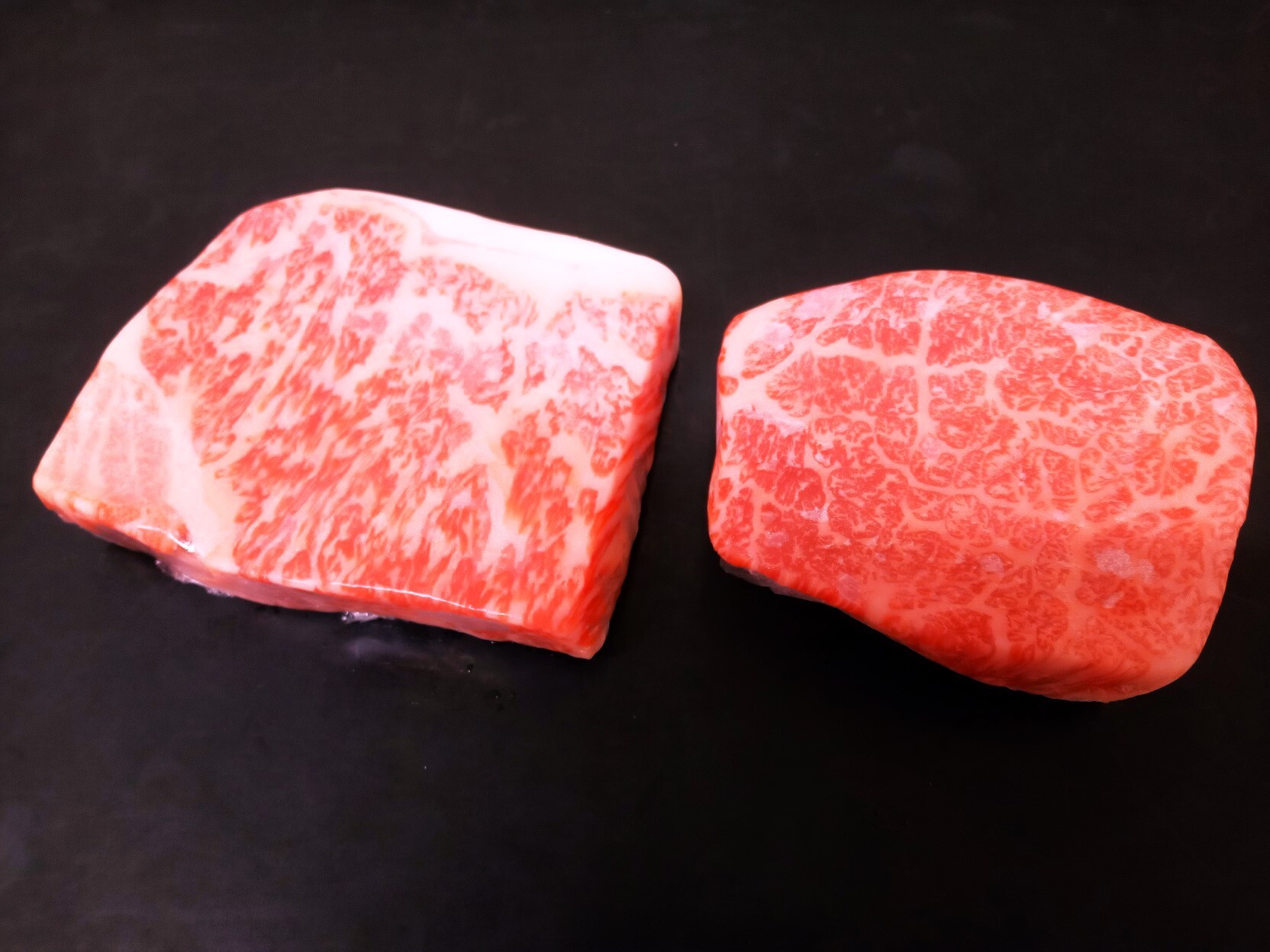 伊万里牛ロ−ス&モモステ−キ 061-J1195佐賀県伊万里市10000肉牛肉