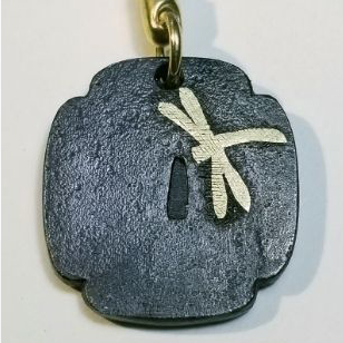 No.0748根付鐔「木瓜型 蜻蛉金象嵌」福島県福島市21000衣類・装飾品・工芸品その他 装飾品・工芸品