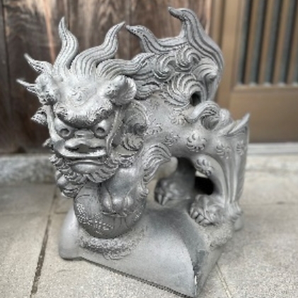 瓦細工師手作り 【玉乗り唐獅子】 置き物 迫力 インテリア 中国伝来 幻想動物 仏陀 守護 神獣 兵庫県姫路市567000衣類・装飾品・工芸品その他 装飾品・工芸品