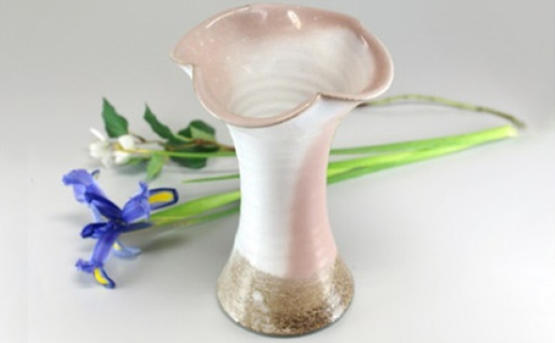 萩焼 窯変花入れ(クローバー形) |hg000321山口県萩市136400衣類・装飾品・工芸品その他 装飾品・工芸品